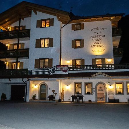 Hotel Garni Sant'Antonio Con Spa مادونا دي كامبيليو المظهر الخارجي الصورة