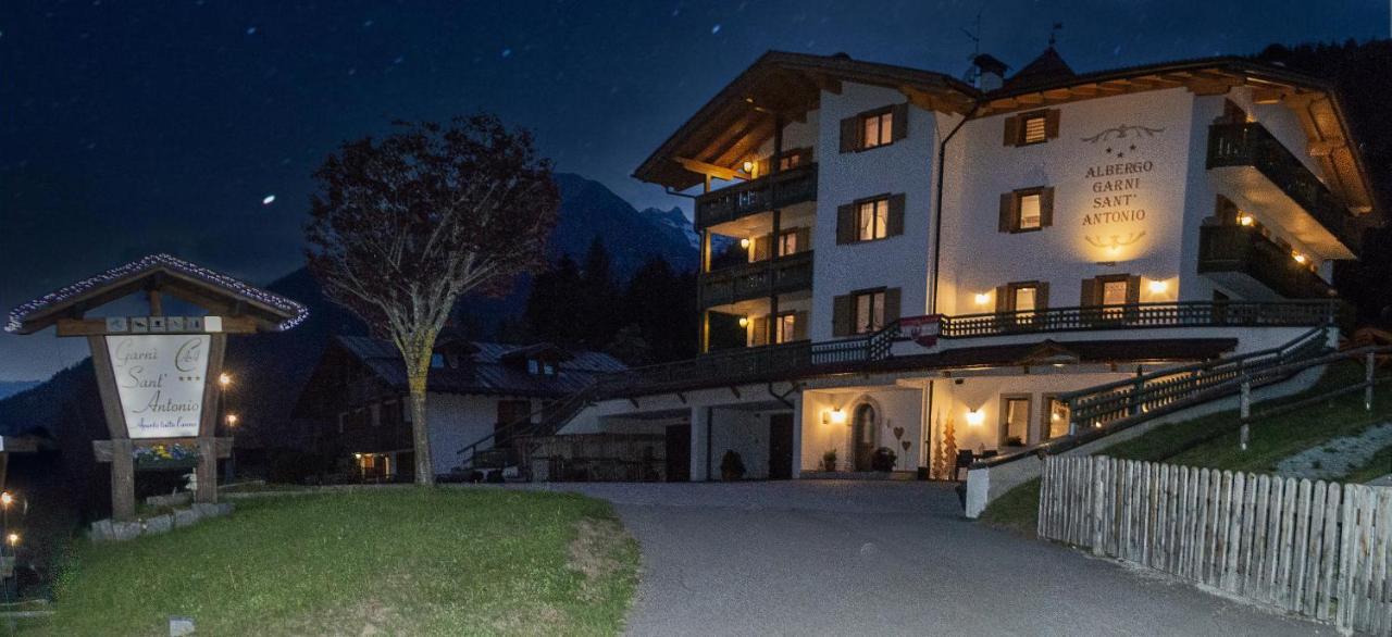 Hotel Garni Sant'Antonio Con Spa مادونا دي كامبيليو المظهر الخارجي الصورة
