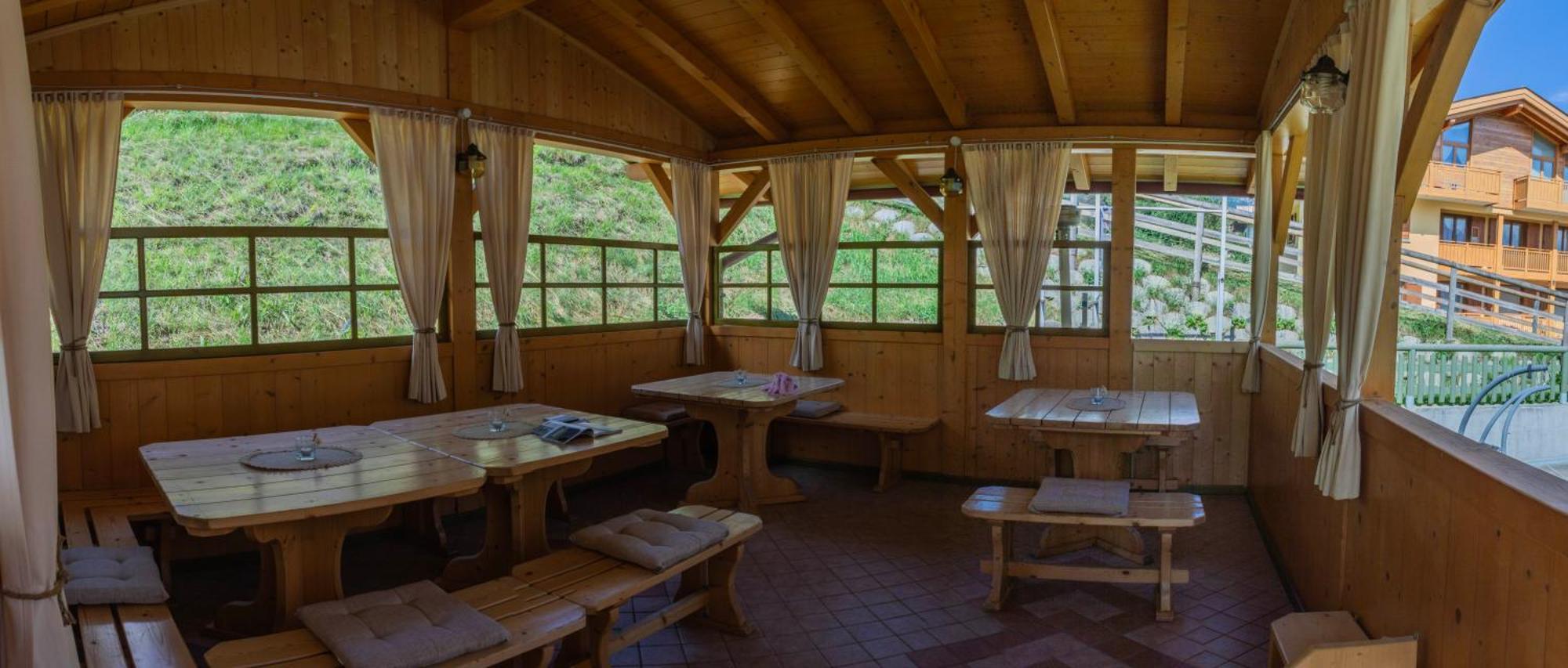 Hotel Garni Sant'Antonio Con Spa مادونا دي كامبيليو المظهر الخارجي الصورة