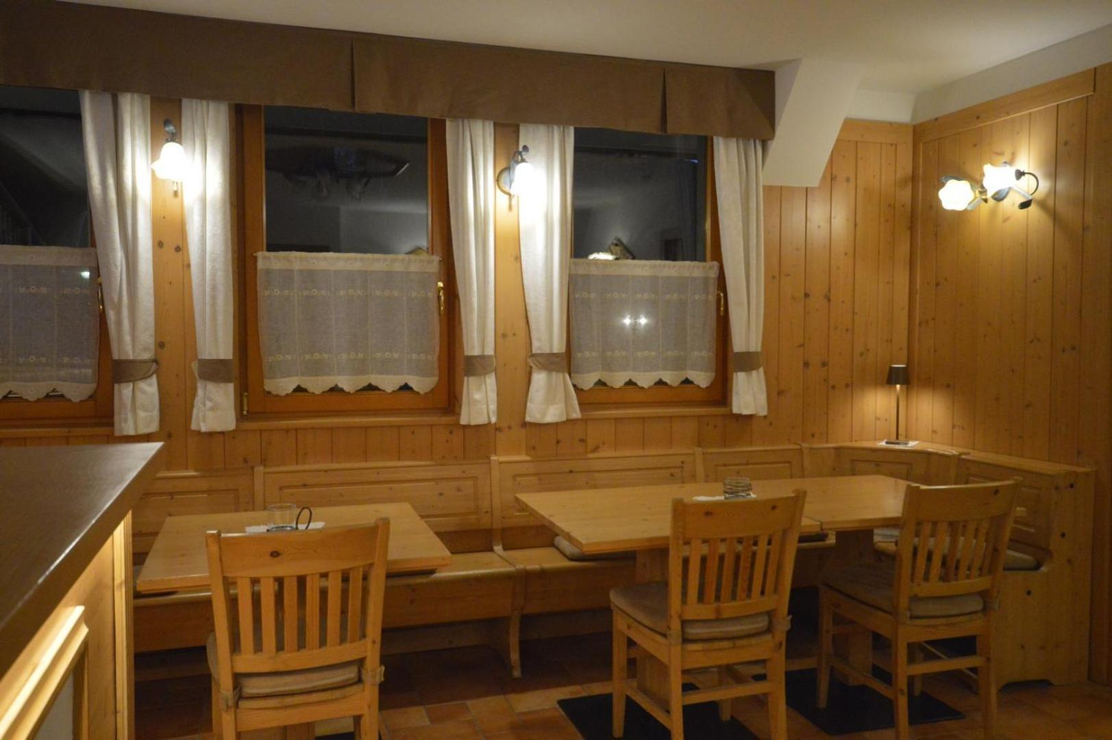 Hotel Garni Sant'Antonio Con Spa مادونا دي كامبيليو المظهر الخارجي الصورة