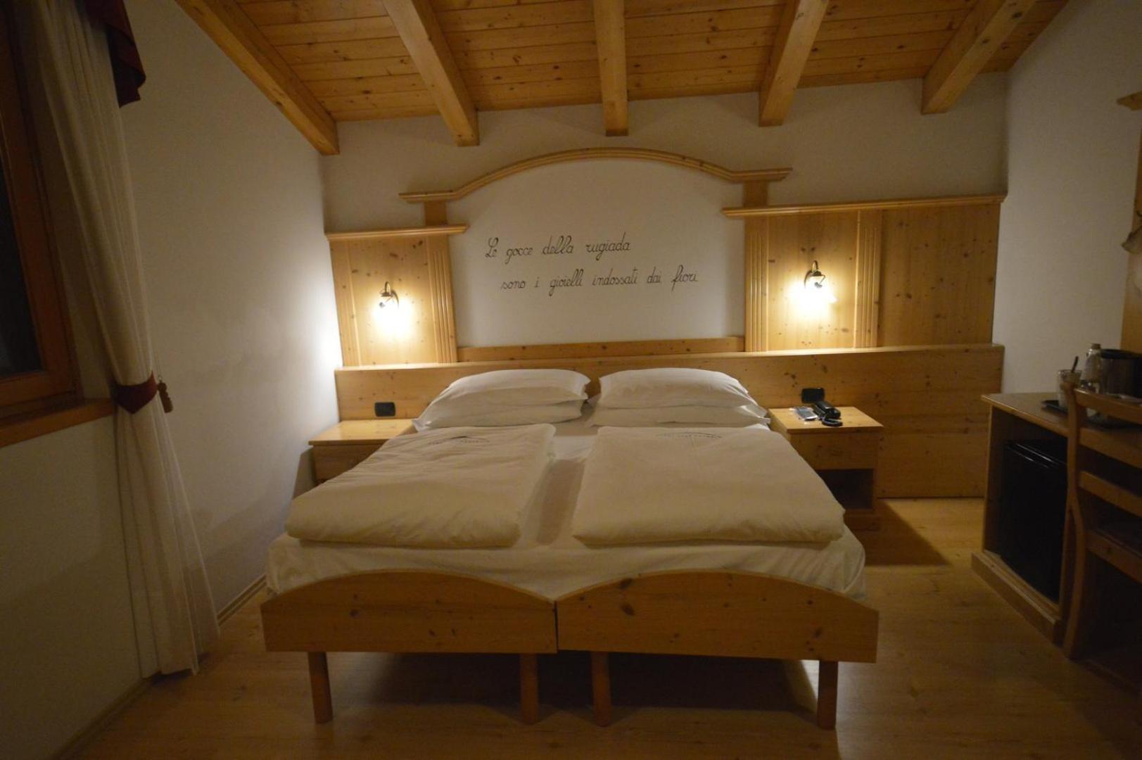 Hotel Garni Sant'Antonio Con Spa مادونا دي كامبيليو المظهر الخارجي الصورة