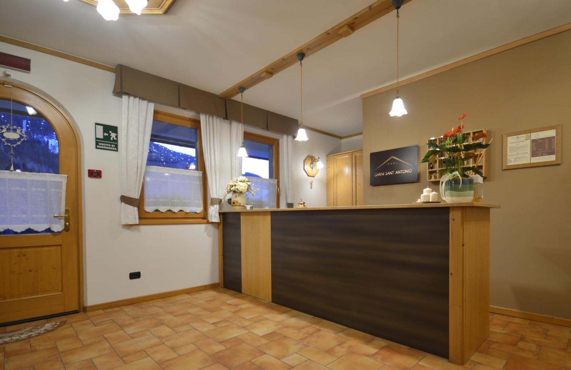Hotel Garni Sant'Antonio Con Spa مادونا دي كامبيليو المظهر الخارجي الصورة
