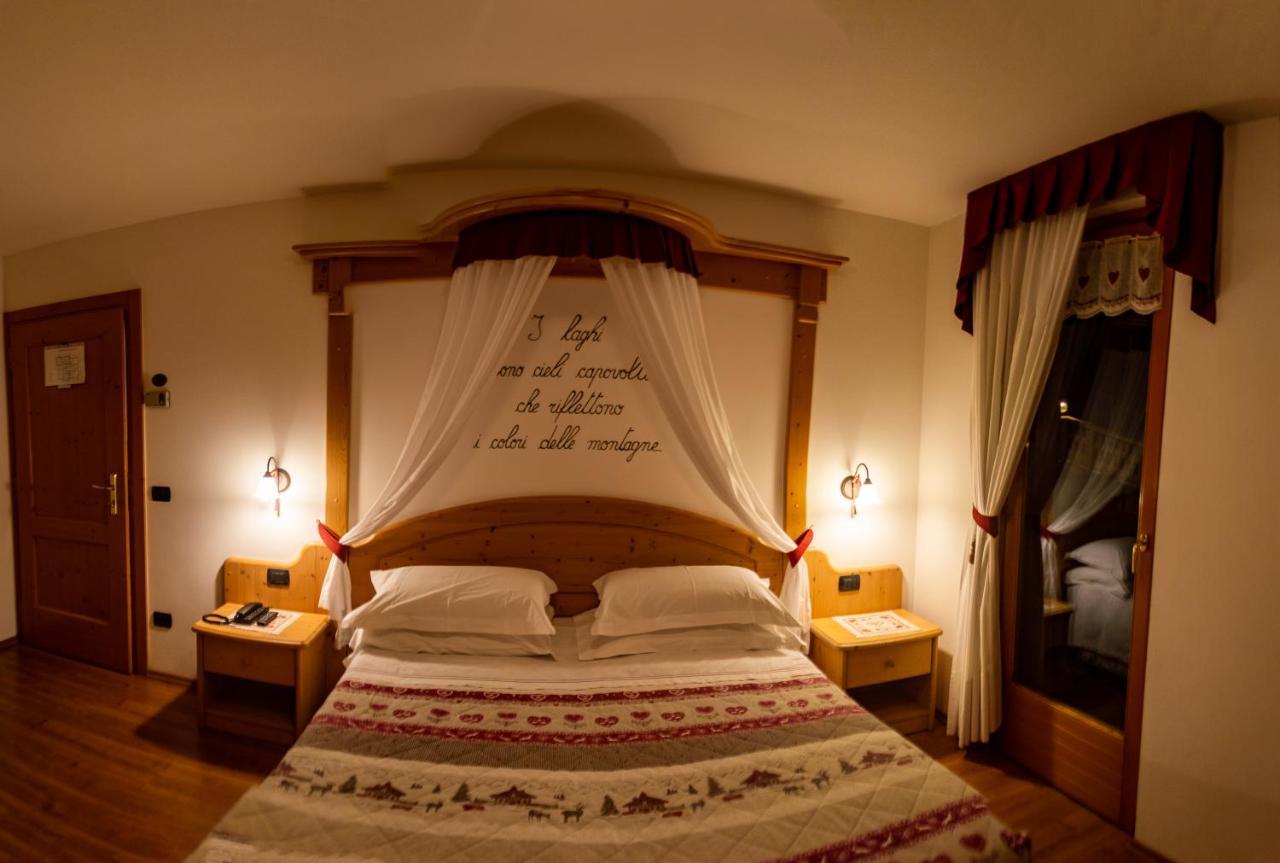 Hotel Garni Sant'Antonio Con Spa مادونا دي كامبيليو المظهر الخارجي الصورة